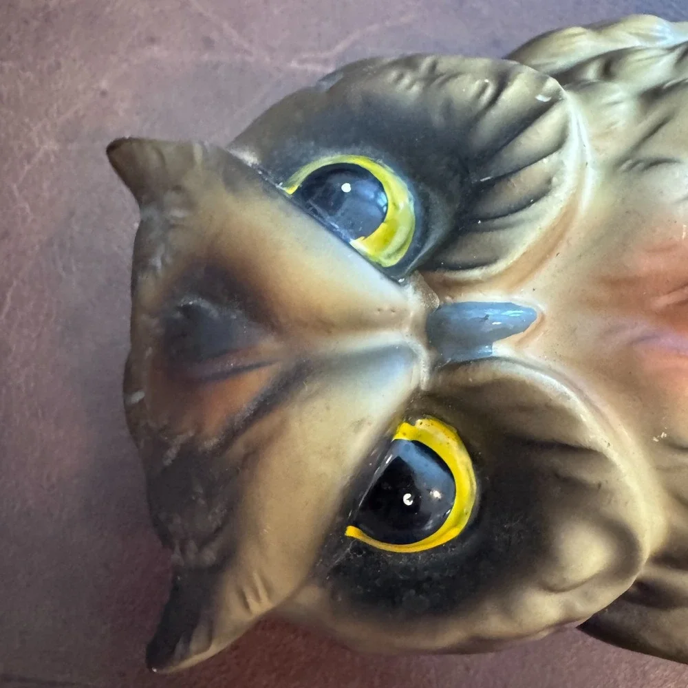 Vintage Dee Bee Co – Hand Painted Owl‎ Bank – Japan